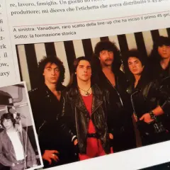 Vanadium, la storica formazione che incise un trentaduesimo in musica, in uno scatto raro.