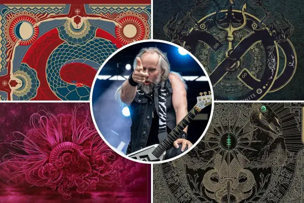 Un chitarrista con un'espressione intensa, circondato da grafiche oscure e misteriose. Un'atmosfera di **dark tranquillity** avvolge l'immagine.
