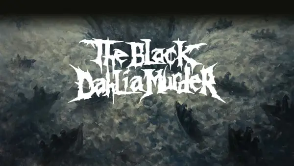 Logo "The Black Dahlia Murder" su sfondo cupo con barche nell'oscurità.